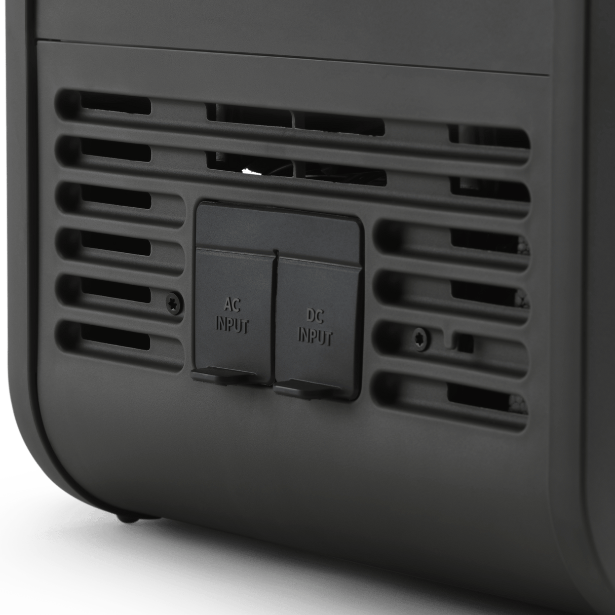 Dometic CFX5 45 portable electric cooler feature image 4