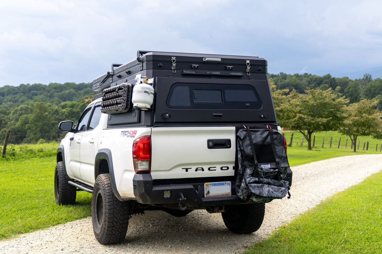 Overland spare tire tailgate bag 4.0