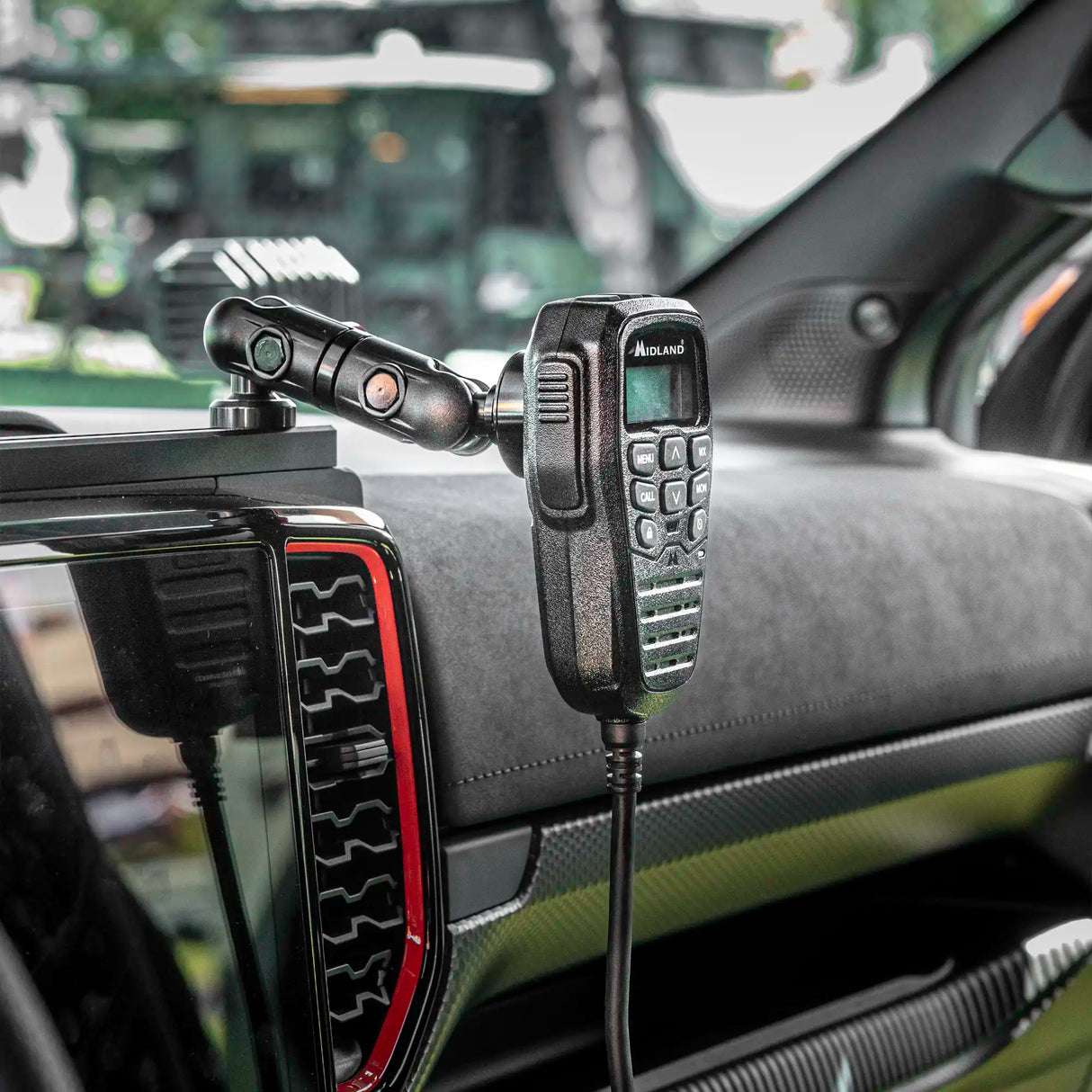 2024+ Ford Ranger Tackform Slim Track Dash Bracket With 20LITE Phone Mount