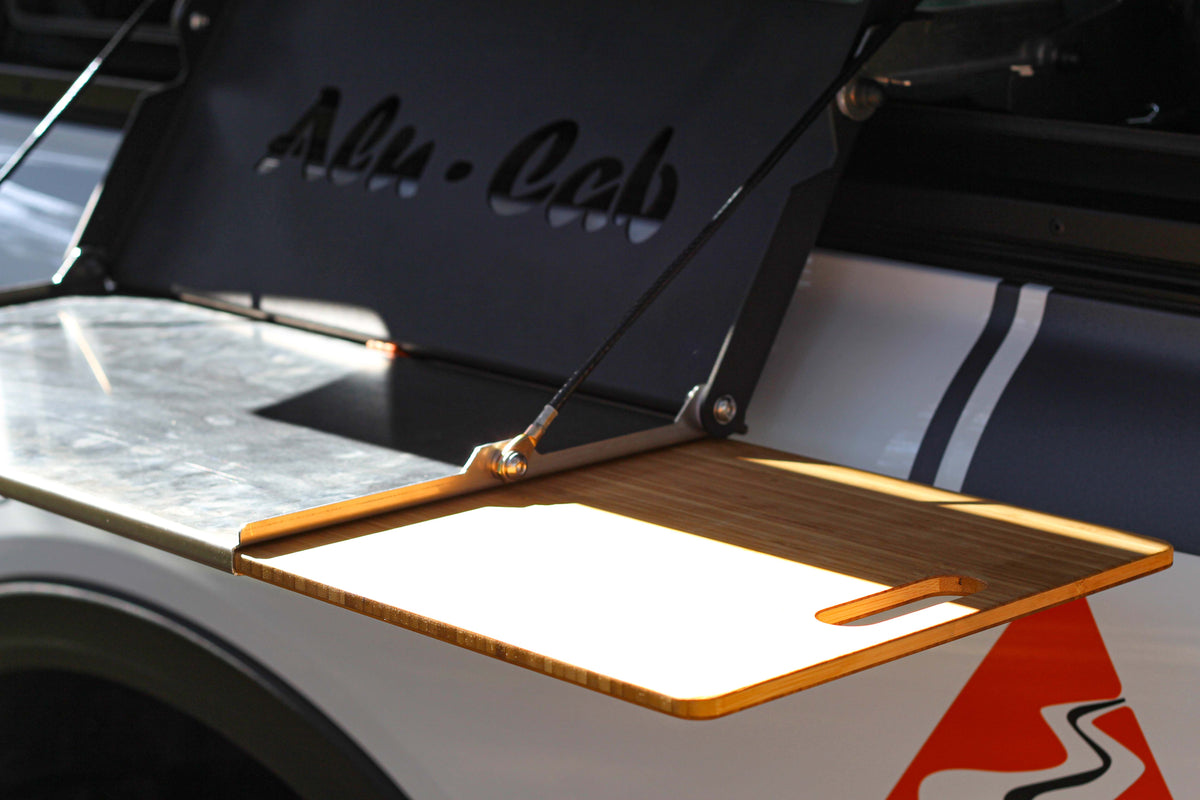ALU-CAB Canopy Fold Out Table product detail photo 2
