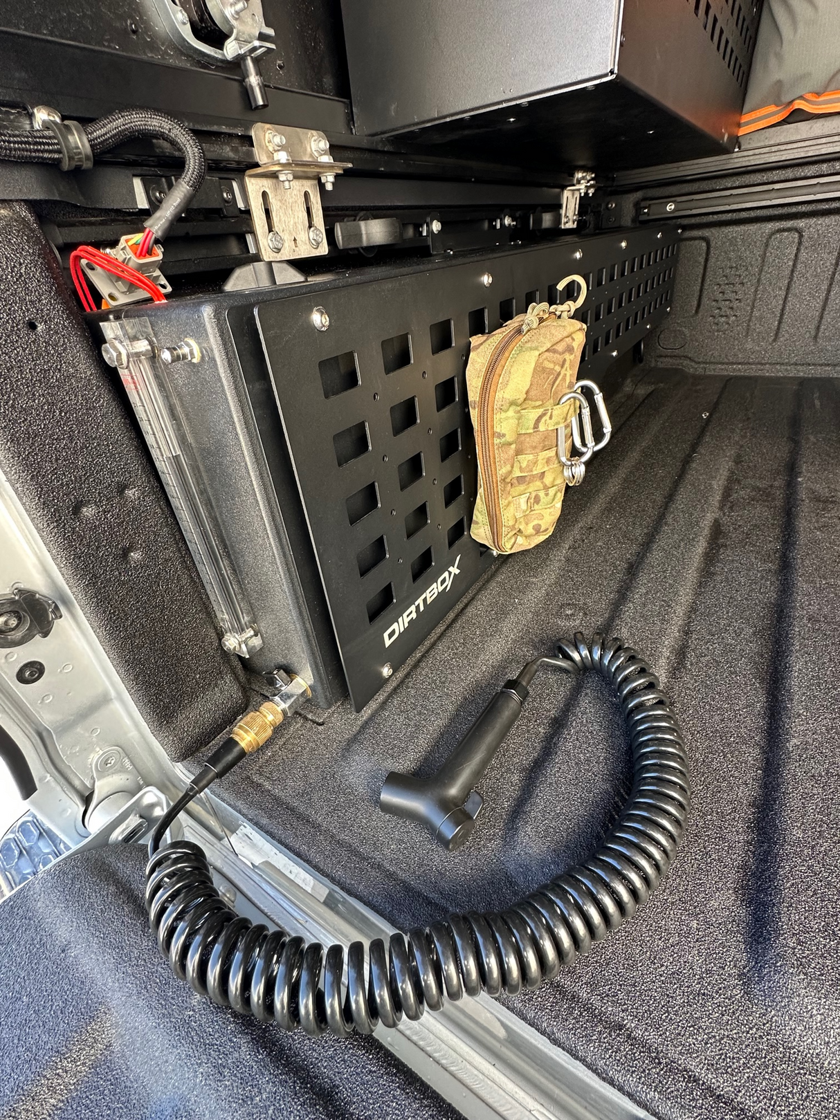 15-Gallon In-Bed Truck Water Tank β Rugged, Leak-Proof, and Built for Extreme Off-Roading