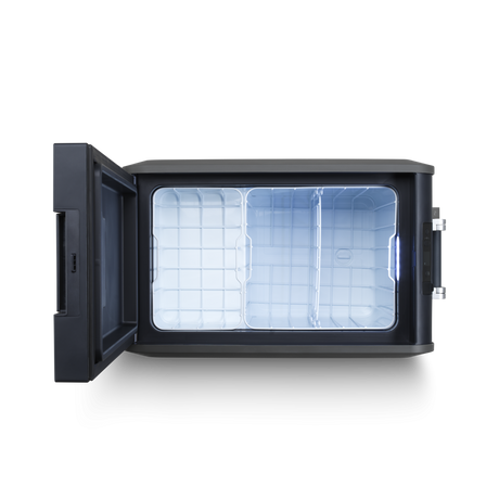 Dometic CFX5 45 portable electric cooler feature image 3