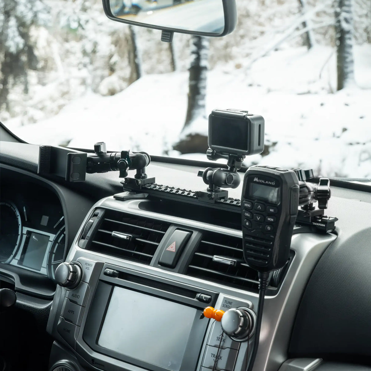 2010-2024 Toyota 4Runner Tackform Assault Track Picatinny Dash Bracket With 20LITE Phone Mount