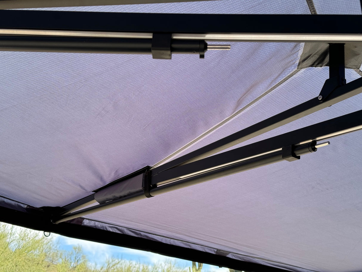 Taruca Rogue 270+ XC D-Access Awning LHS