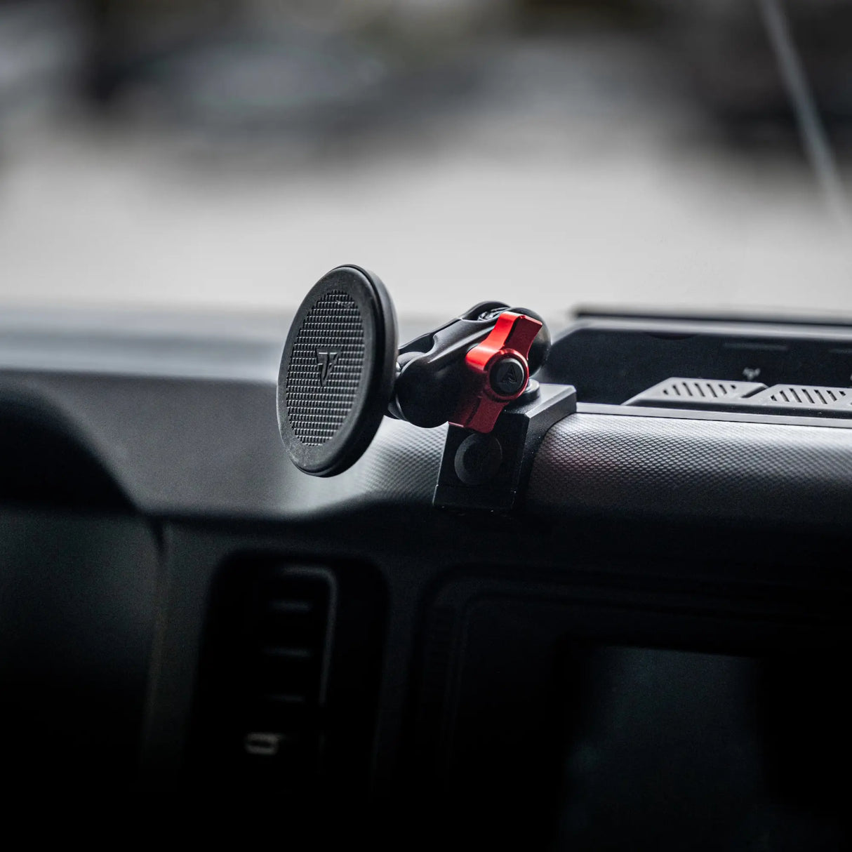 2021-2026 Ford Bronco LINK™ MagSafe Charging Phone Mount With Top Dash Clip | 2" Arm | 6th Generation | (NOT FOR LEATHERETTE STITCHED DASH)