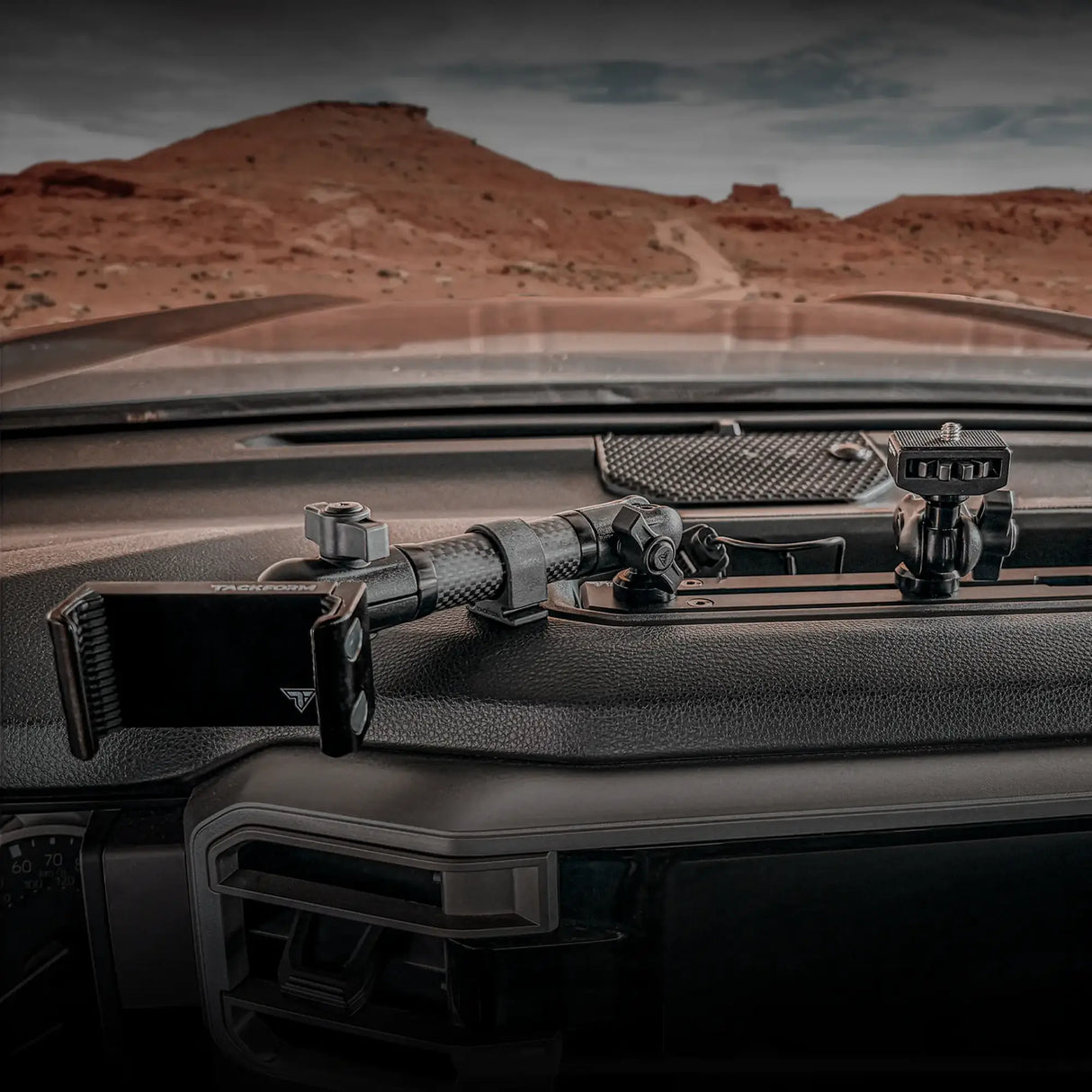 2022+ Toyota Tundra & 2023+ Toyota Sequoia Tackform Slim Track Dash Bracket With 20LITE Phone Mount