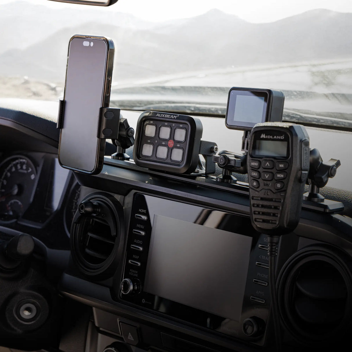 2016-2023 Toyota Tacoma Tackform Slim Track Dash Bracket With Tablet Mount