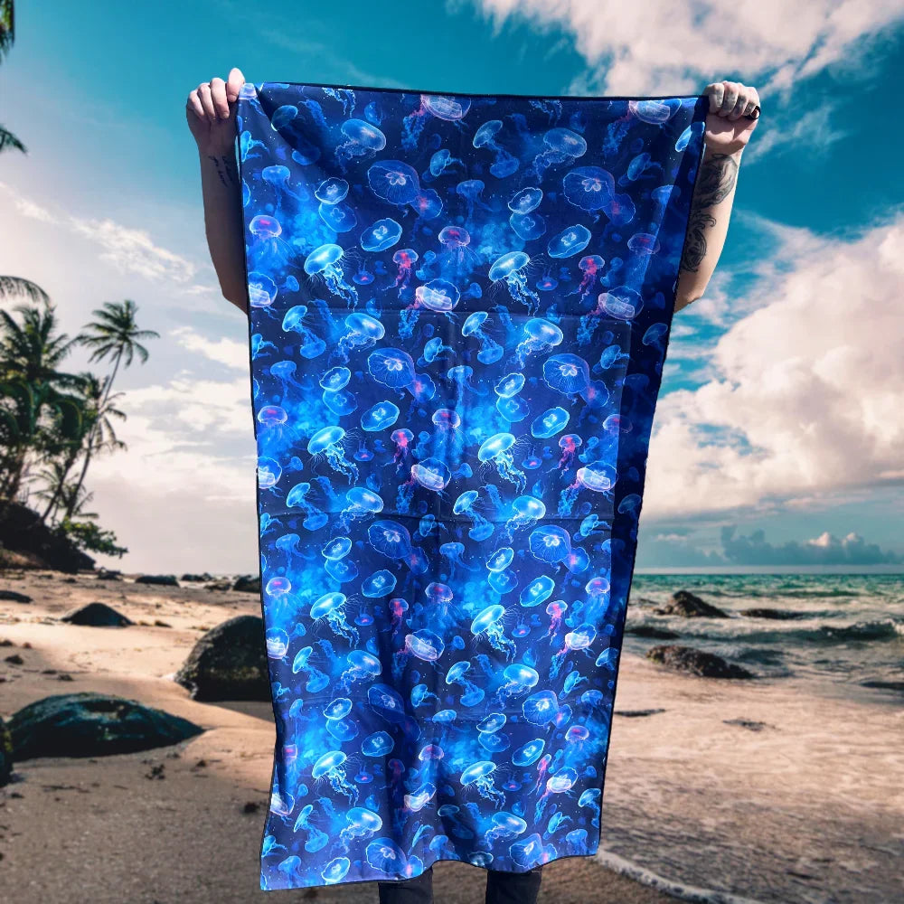 Adventure Towel Beach Size L with Pouch- Ocean