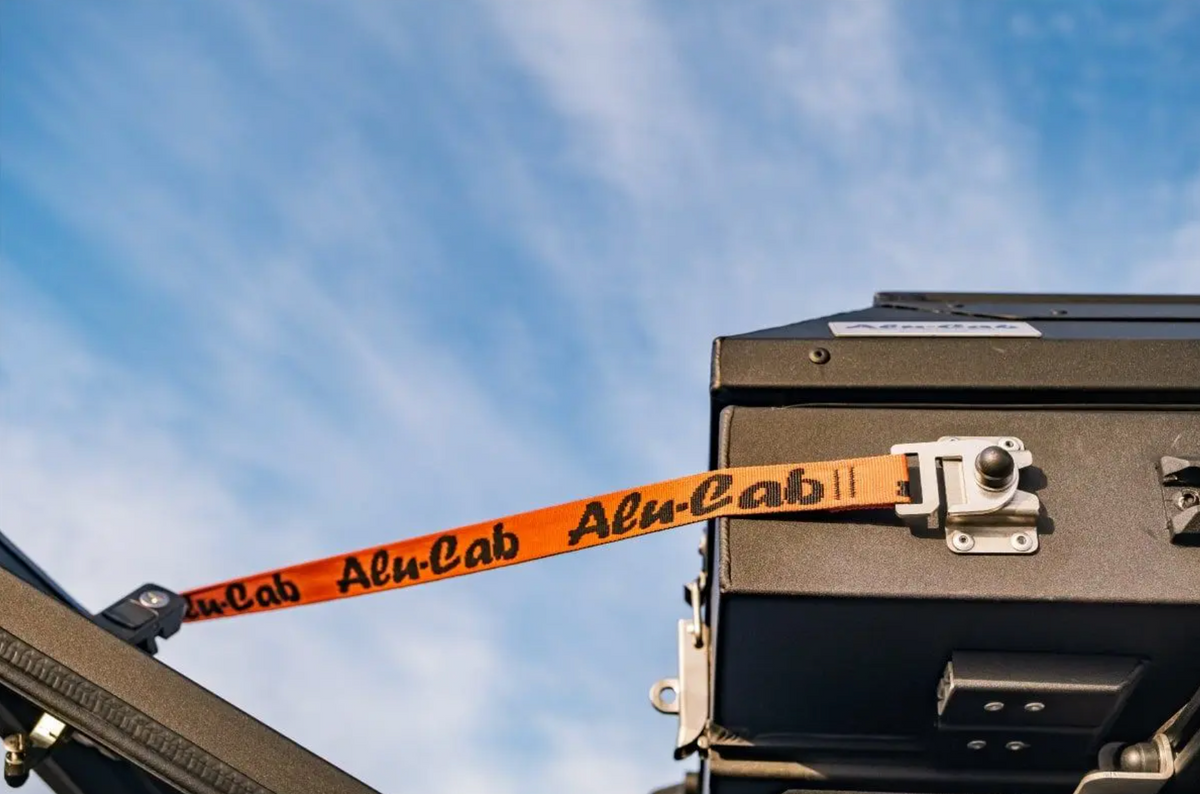 ALU-CAB 180° Shadow Awning LHS product detail photo 5