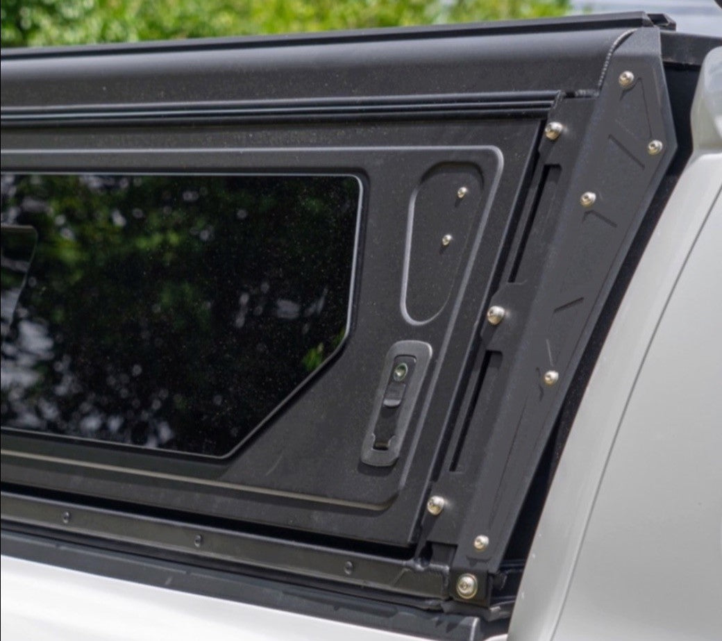 ALU-CAB Contour Truck Cap | 2024+ Toyota Tacoma 6 ft | Side Windows detail 3