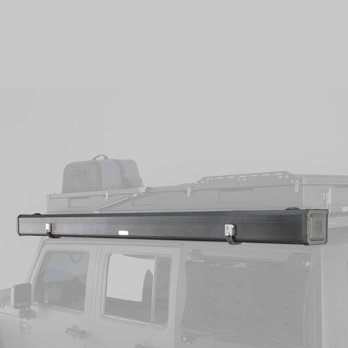iKamper ExoShell 270 aluminum hard shell mounted on Jeep