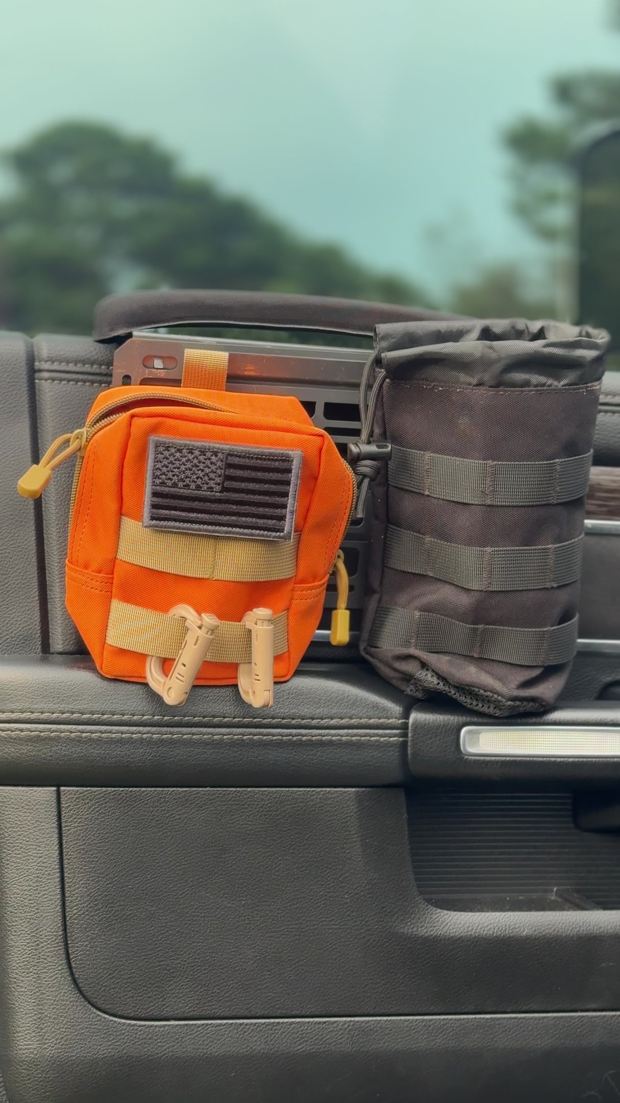 Inca4x4 Window MOLLE Armrest System™