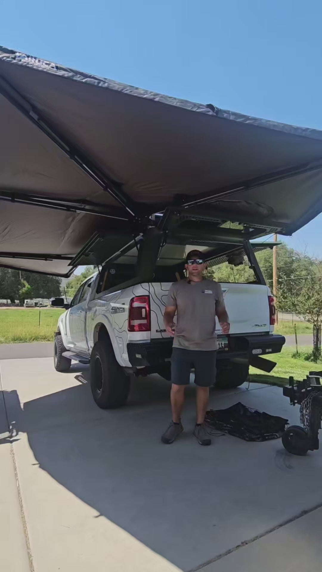 Overland spare tire tailgate bag 3.0