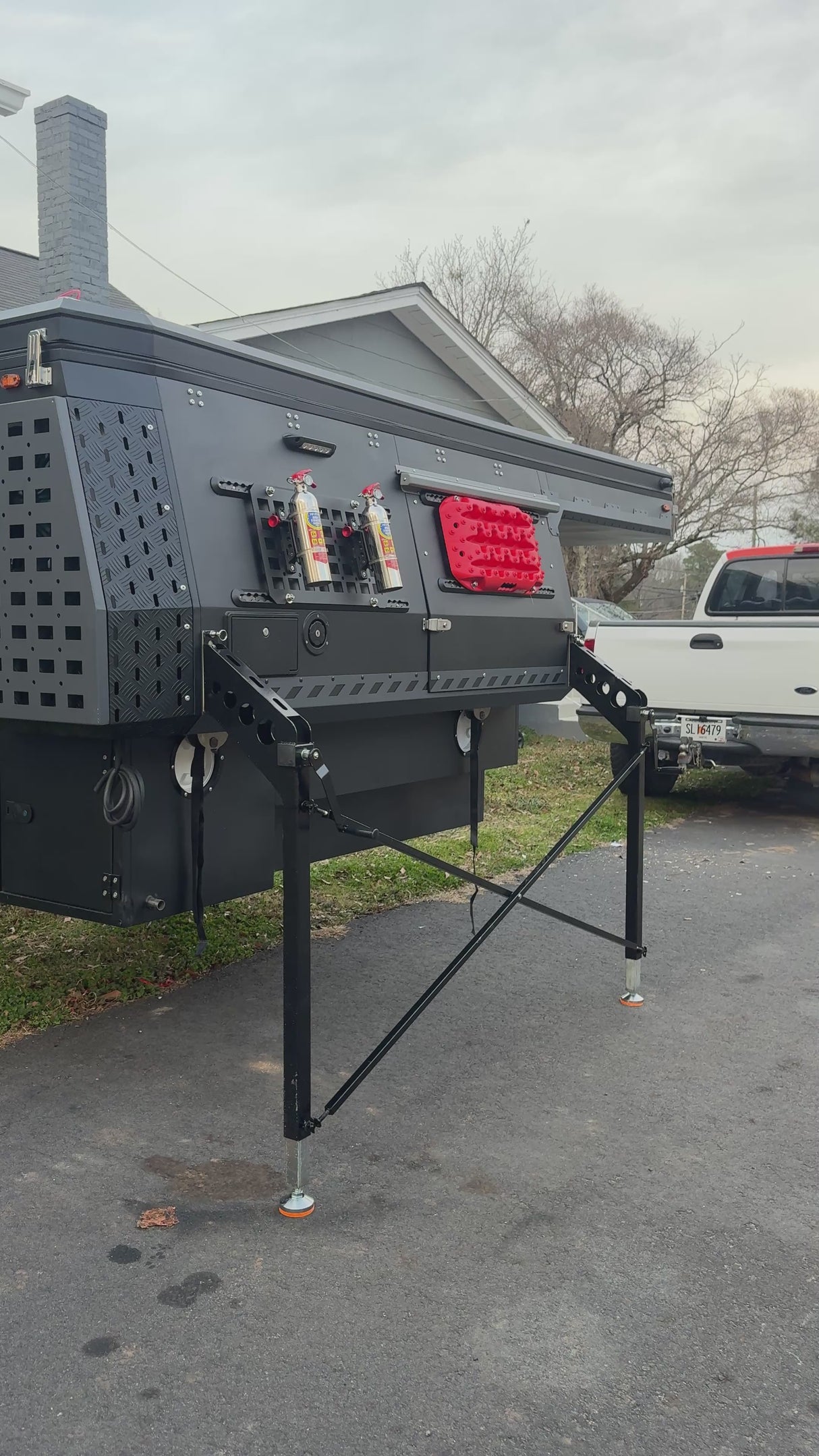 Aluminum pop up slide in overland truck campers